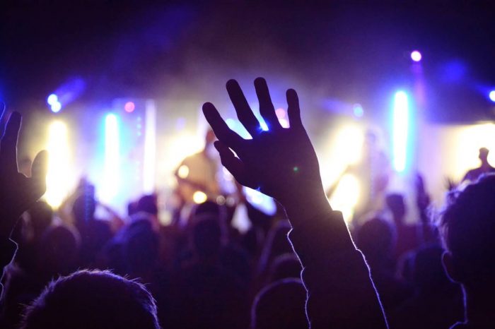 4 điều có thể Hội Thánh bạn 'vướng' khi thờ phượng Chúa