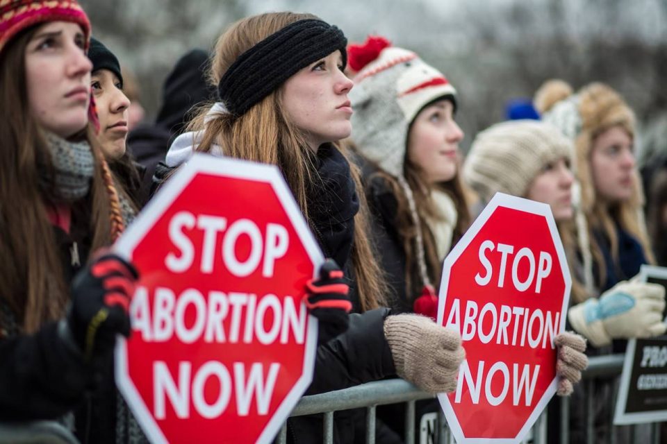 Mỹ: Thắng kiện vụ ‘Cấm phá thai’ trên toàn nước Mỹ, ông Joe Biden thất vọng